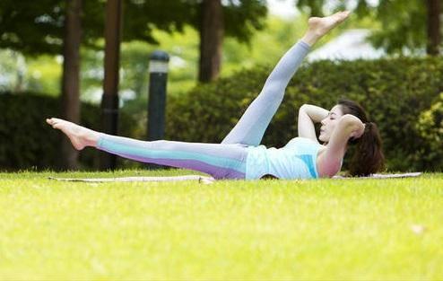 秋季瑜伽视频,舒展身心，迎接金秋